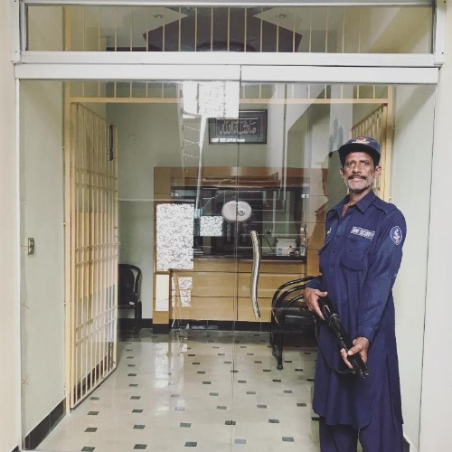 Hotel Second Home Karachi image 28