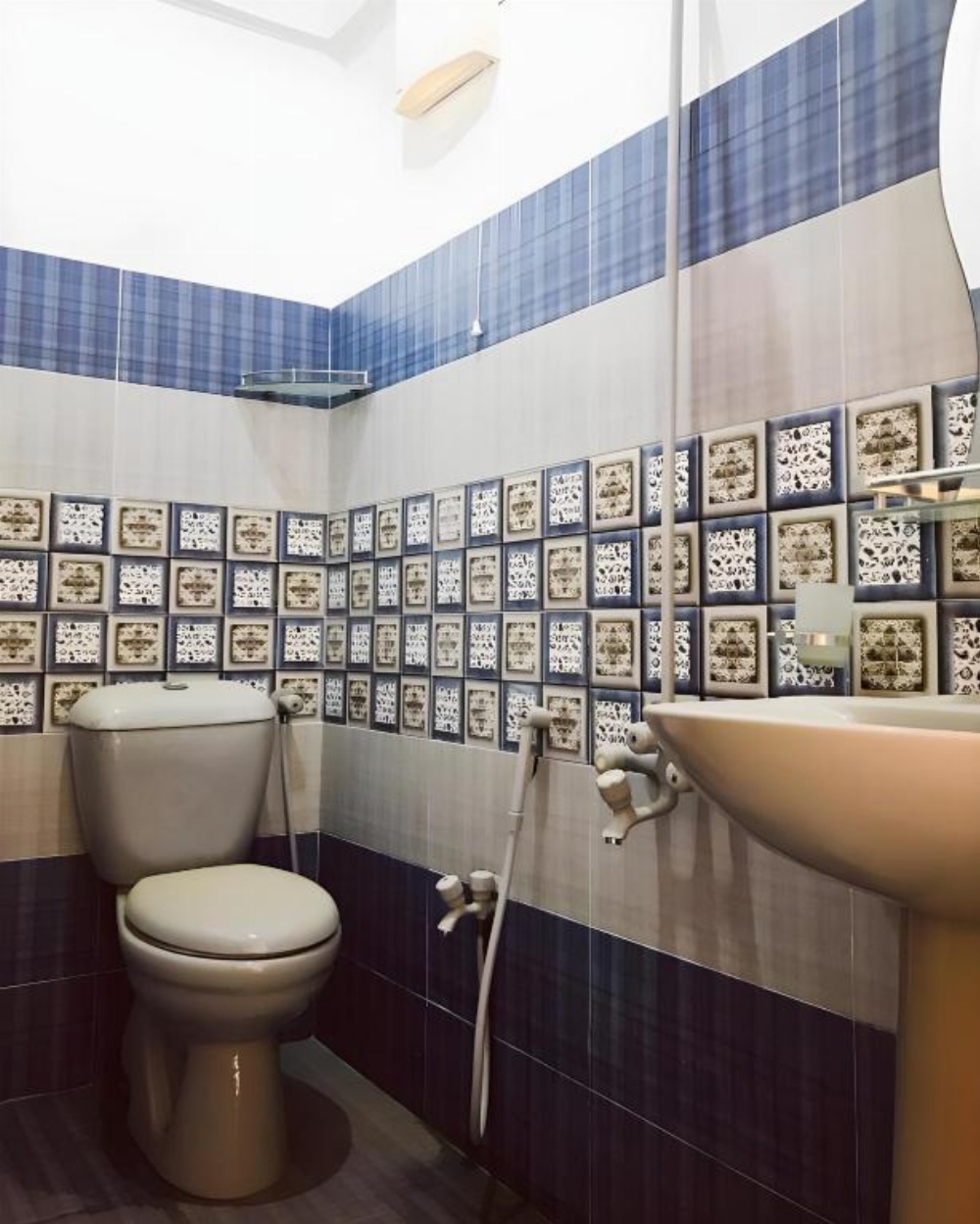 Hotel Second Home Karachi Main image